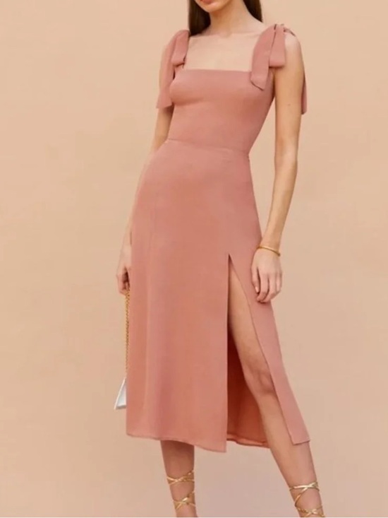 Reformation Dresses & Skirts - Reformation Twilight Midi Dress In Praline